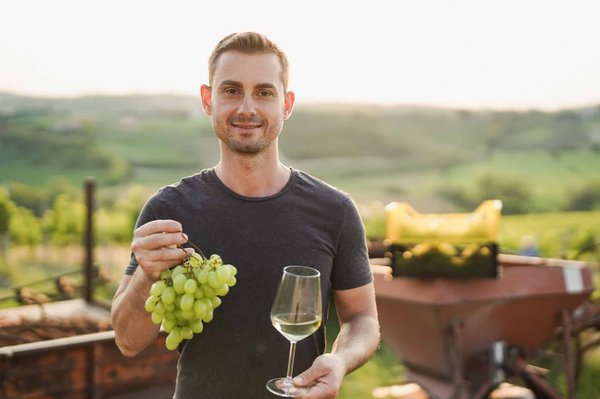 Les secrets d'un vin blanc croquant : une délicieuse harmonie de saveurs